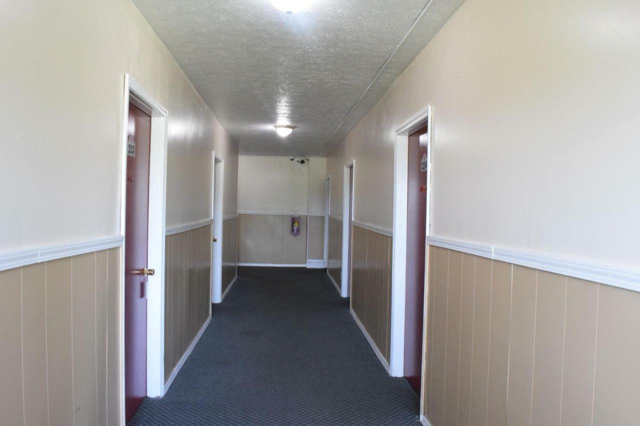 Motel Budget Ontario Ontario Center